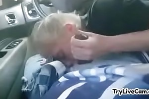 Blonde sucking BBC in car at TryLiveCam porn video 