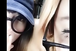 PR社浪味仙儿高铁皮裤露出6部福利.zip - porn video klmfl.net