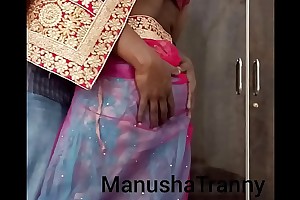 Doff expel my saree - Escort unspecific Manusha Crystal set being unconcealed and exposing navel and belly