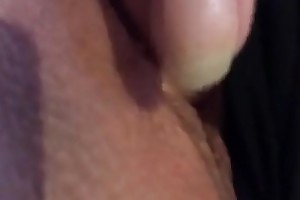 succulent pussy orgasm contractions