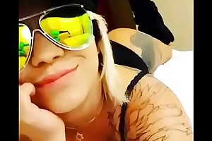 Lorena reis puta brasilera moviendo el culo