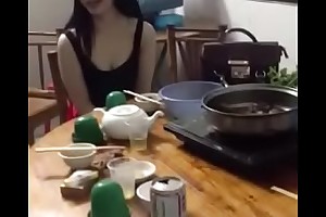 Chinese girl undisguised when she drunk - VietMonxxx video 