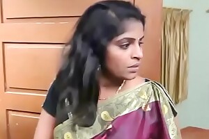 Unexpressed Indian Aunty Matter with Thief ( 270p )