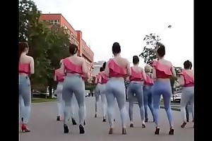 Fat booty dance