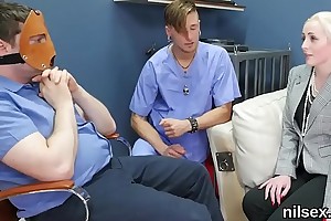 Sexy girl is be slain butthole sickbay for uninhibited therapy
