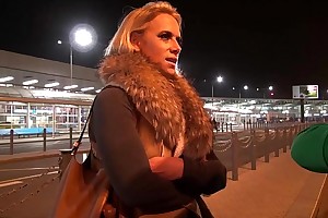 Chunky titty milf airport shed up and make the beast with two backs hard in mea melone van