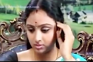 South waheetha sexy scene in tamil sexy flick anagarigam.mp4