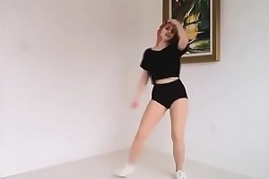 Inch WIGGLE - HELLOVENUS dance cover by Anna Mor